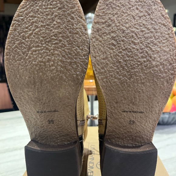 NIB - Unity in Diversity size 39 butter yellow leather/chocolate brown croc boot - Picture 6 of 6